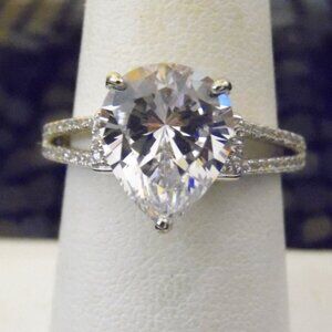 Radiance by Absolute Sterling silver Cushion-cut Ring Size 8